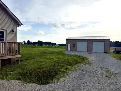 25 Aldridge Road Leoma TN 38468
