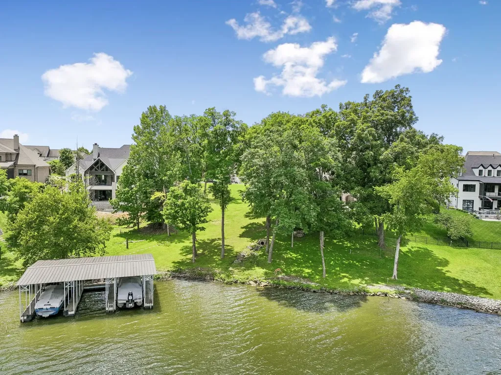 822 Plantation Way Gallatin TN 37066