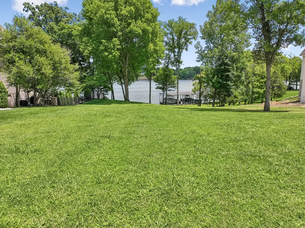 822 Plantation Way Gallatin TN 37066