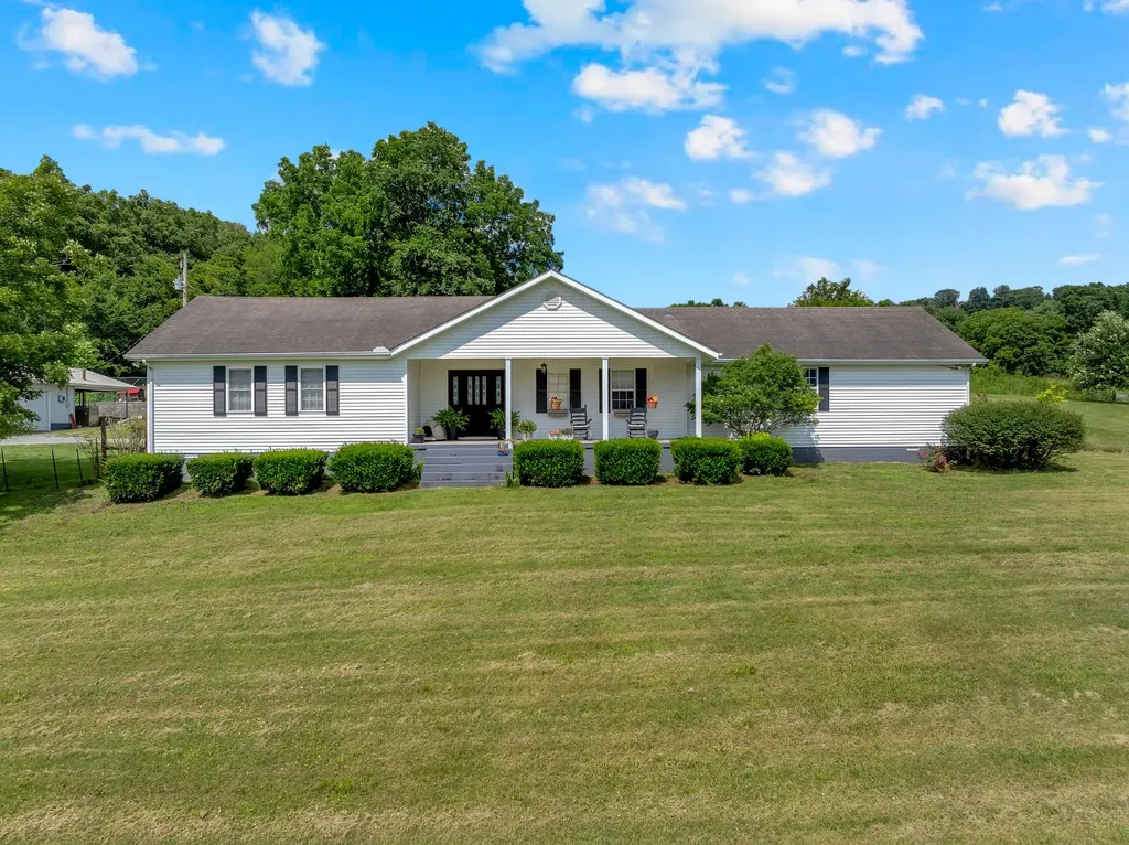 6933 Winchester Highway Winchester TN 37398