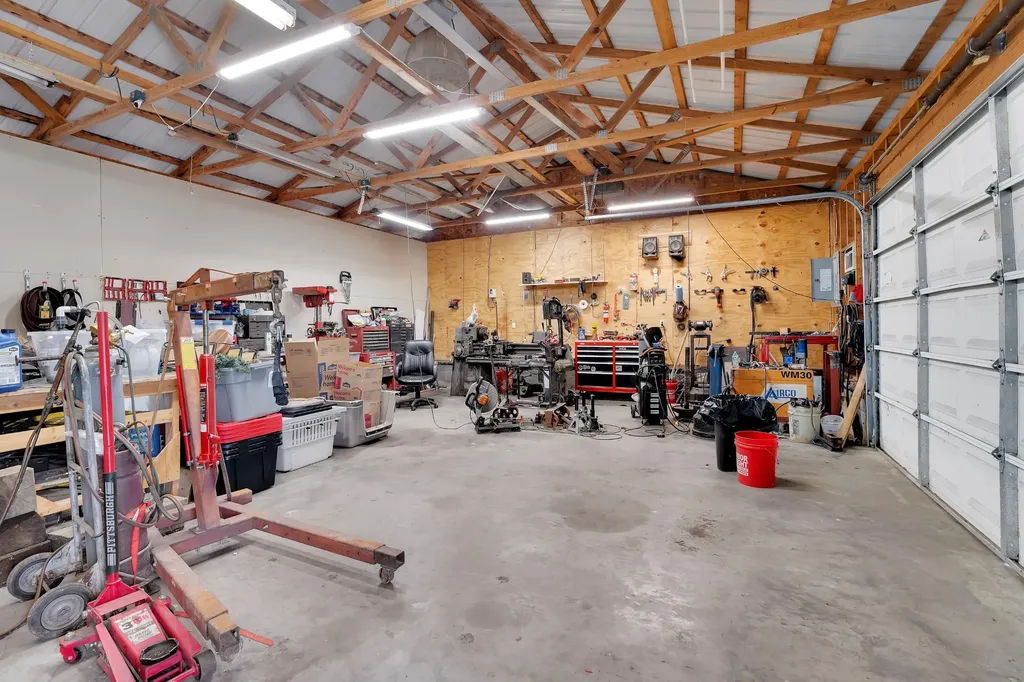 6933 Winchester Highway Winchester TN 37398