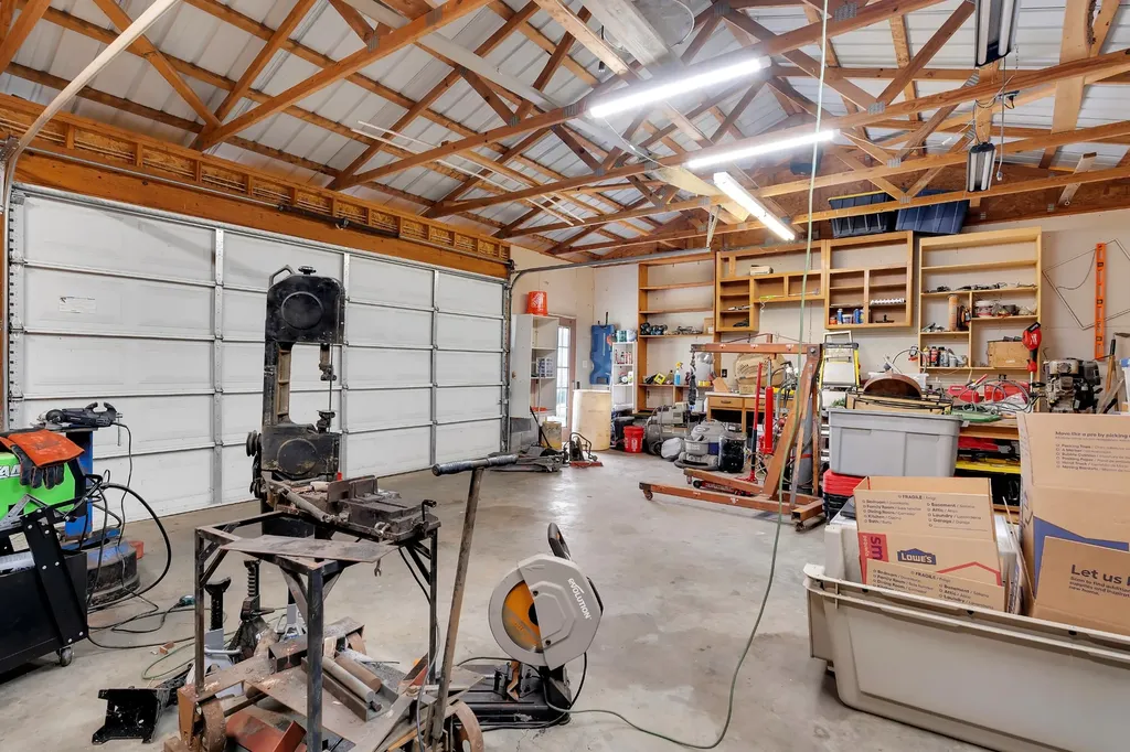 6933 Winchester Highway Winchester TN 37398