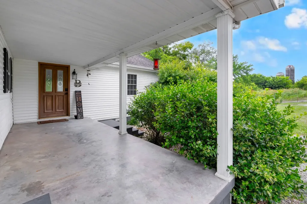 6933 Winchester Highway Winchester TN 37398