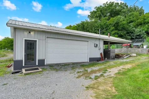 6933 Winchester Highway Winchester TN 37398