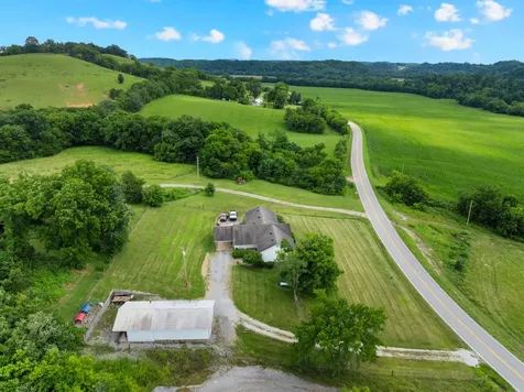 6933 Winchester Highway Winchester TN 37398