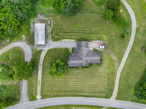 6933 Winchester Highway Winchester TN 37398