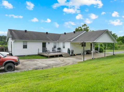 6933 Winchester Highway Winchester TN 37398