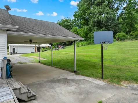 6933 Winchester Highway Winchester TN 37398