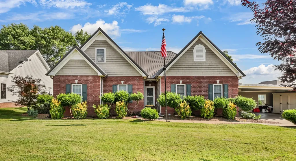 794 Parade Court Clarksville TN 37040