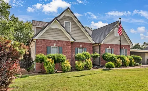 794 Parade Court Clarksville TN 37040