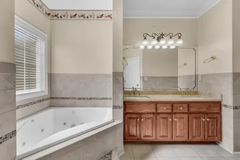794 Parade Court Clarksville TN 37040