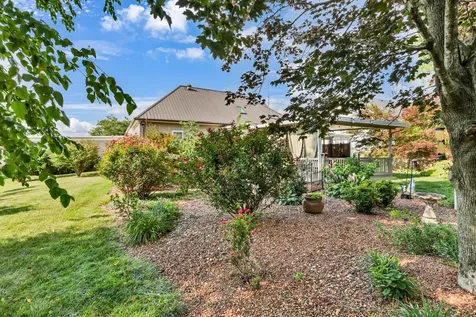 794 Parade Court Clarksville TN 37040
