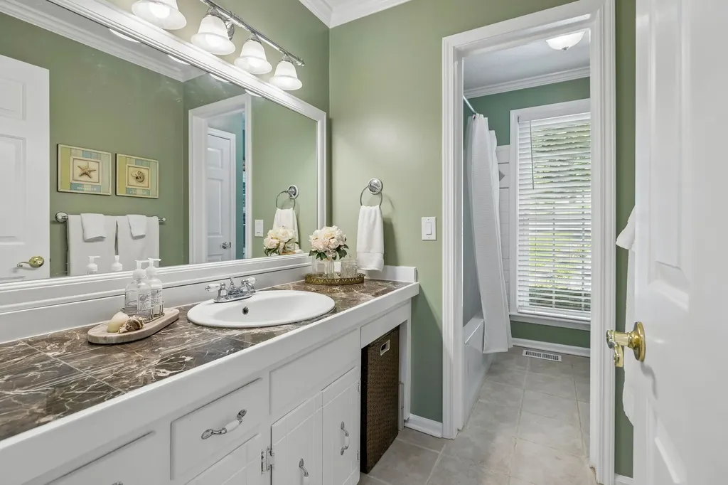 8346 Merrymount Drive Nashville TN 37221