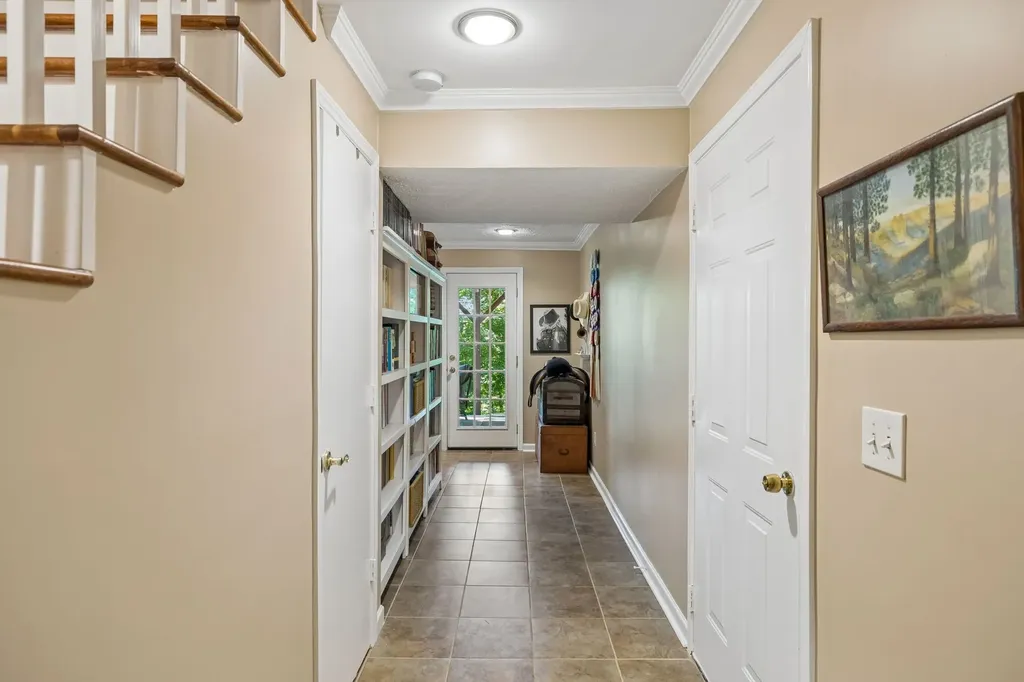8346 Merrymount Drive Nashville TN 37221