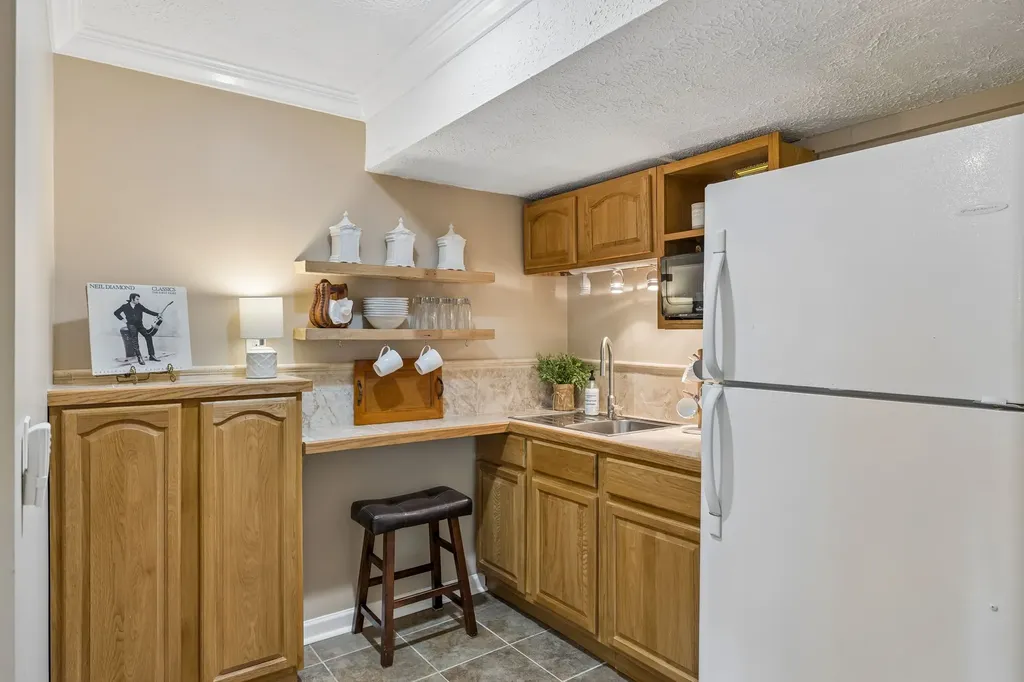 8346 Merrymount Drive Nashville TN 37221