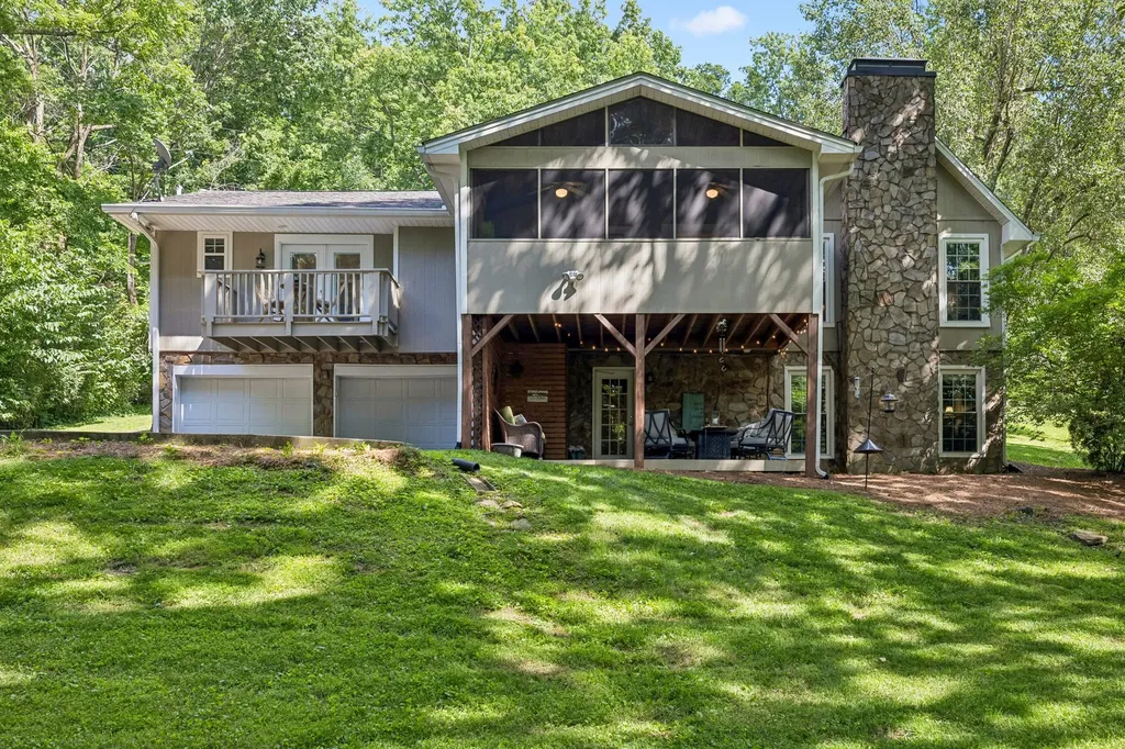 8346 Merrymount Drive Nashville TN 37221