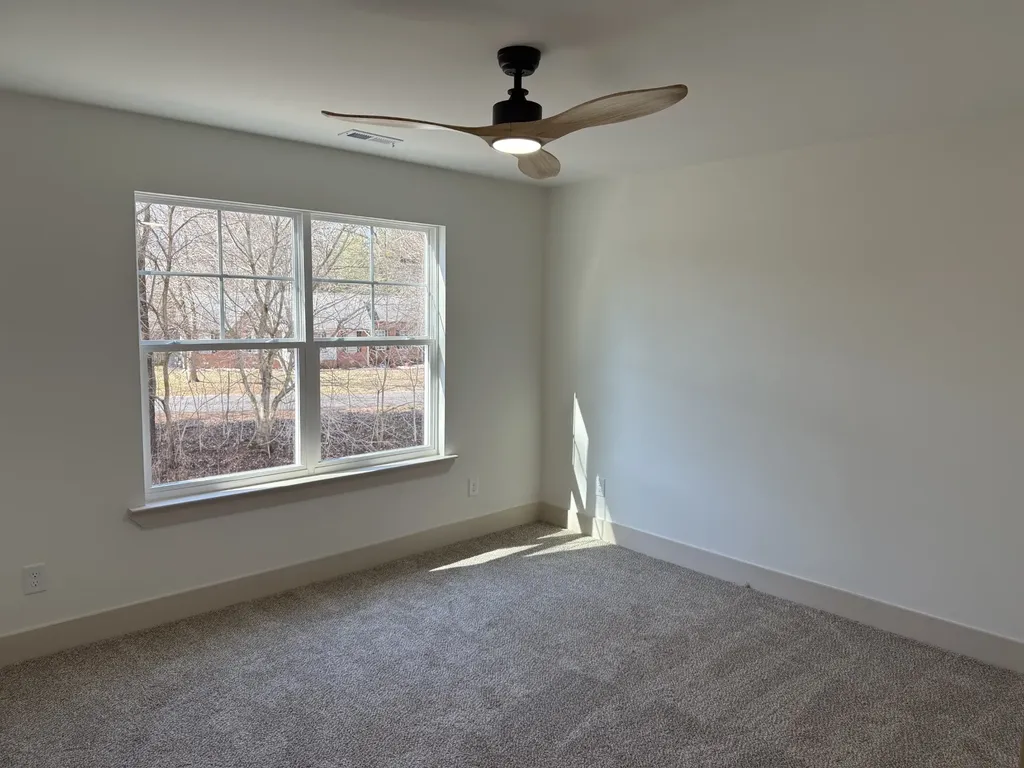 208 Kennedy Drive White House TN 37188