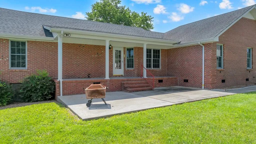 2428 Highway 231, S Shelbyville TN 37160