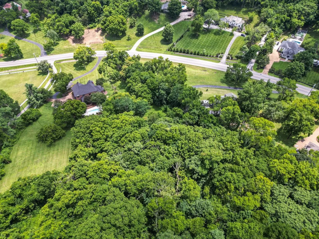 6020 Murray Lane Brentwood TN 37027