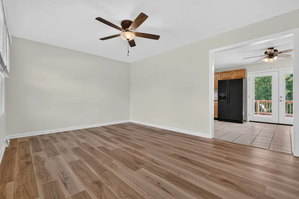 2710 Dove Court Clarksville TN 37040