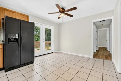 2710 Dove Court Clarksville TN 37040