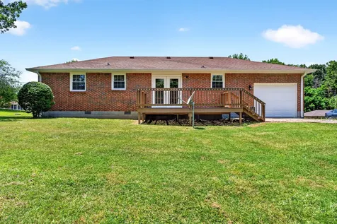 2710 Dove Court Clarksville TN 37040