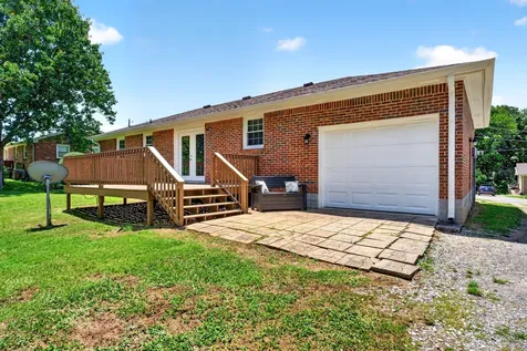 2710 Dove Court Clarksville TN 37040
