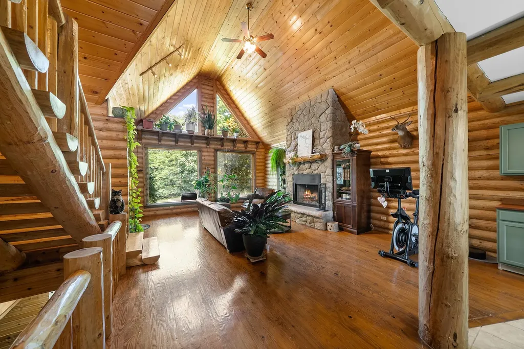 480 Seaton Drive Smithville TN 37166