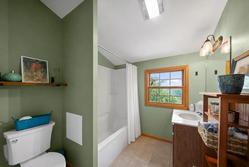 480 Seaton Drive Smithville TN 37166