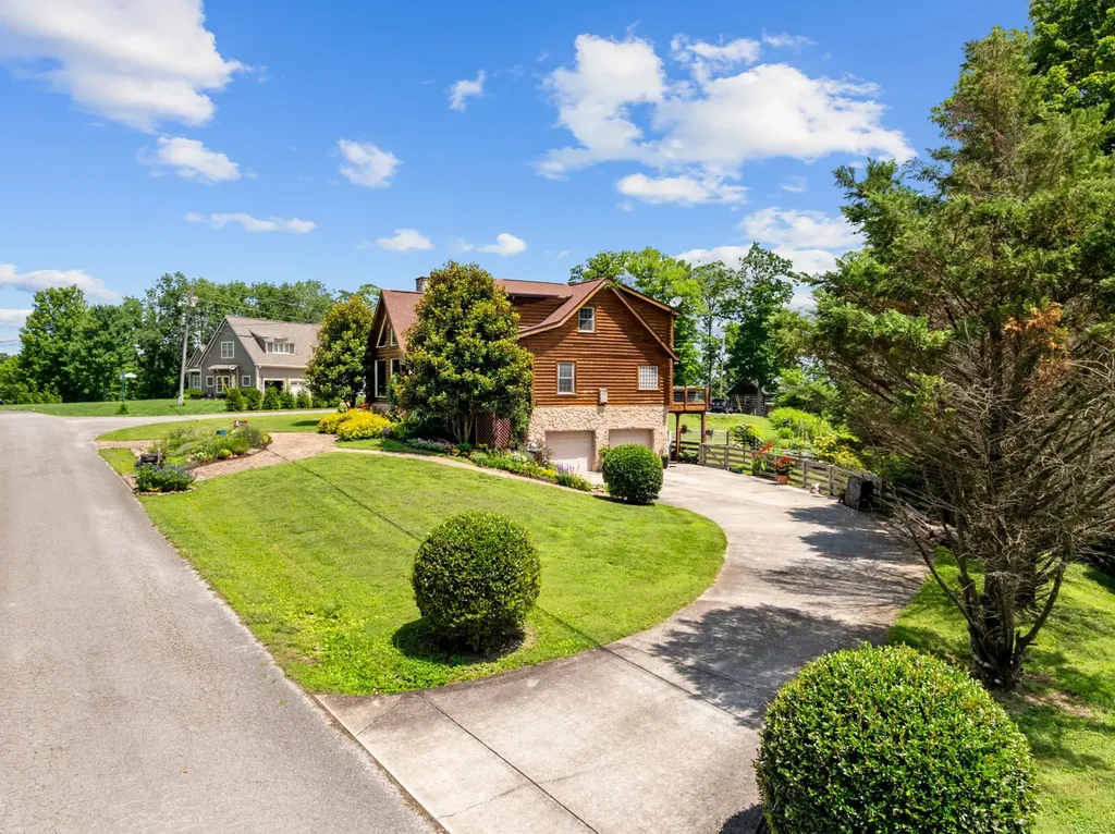 480 Seaton Drive Smithville TN 37166