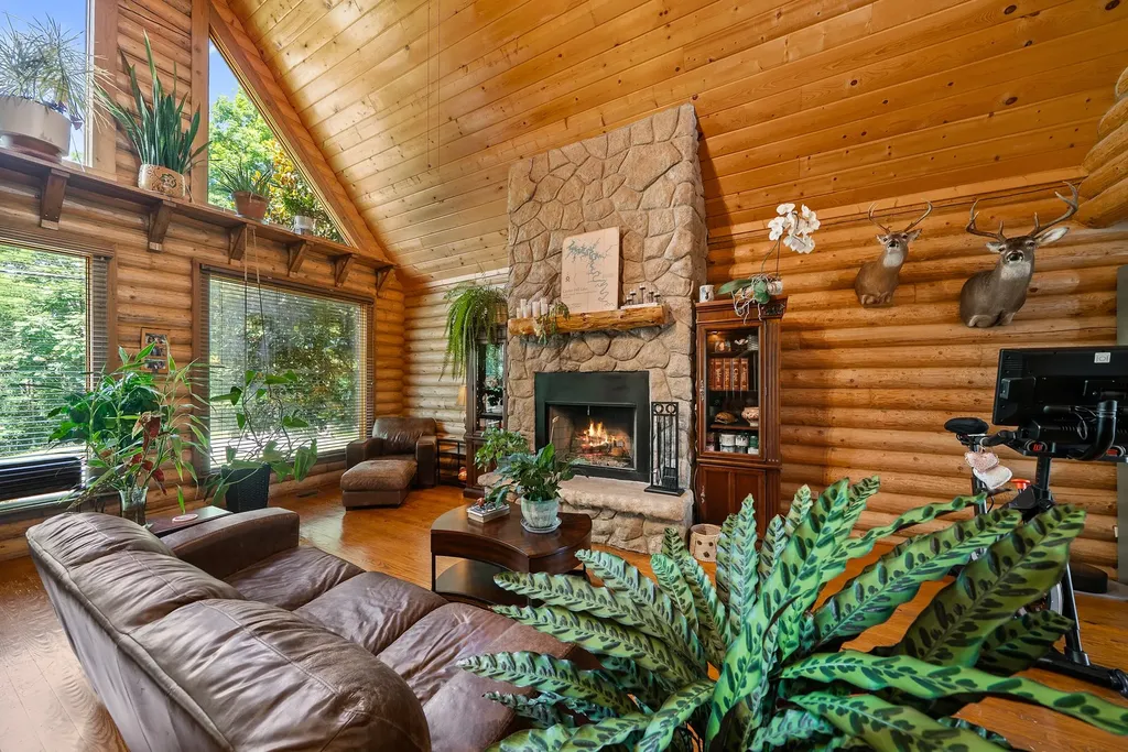 480 Seaton Drive Smithville TN 37166