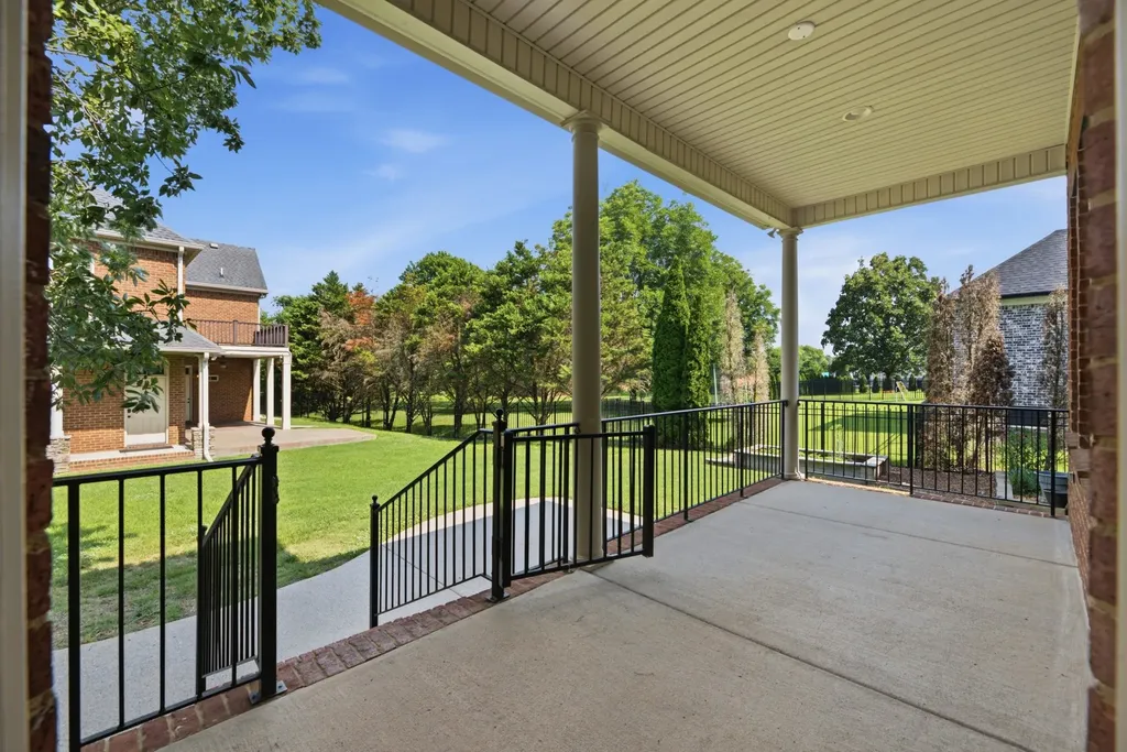 2926 Frank Robinson Drive Murfreesboro TN 37130