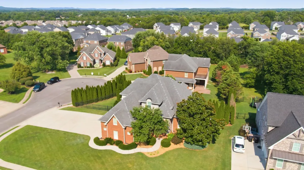 2926 Frank Robinson Drive Murfreesboro TN 37130