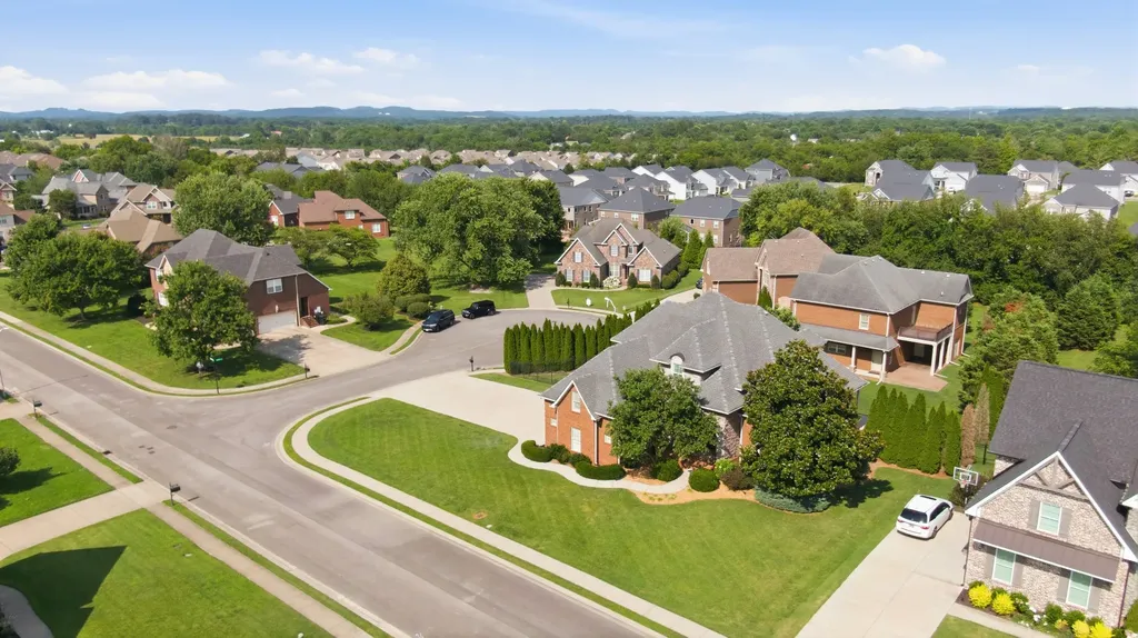 2926 Frank Robinson Drive Murfreesboro TN 37130