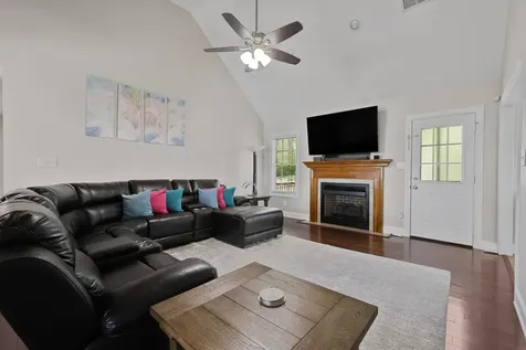 2235 Jasmine Drive Clarksville TN 37043
