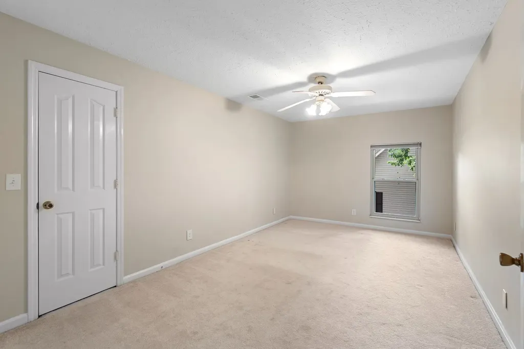 626 Knollwood Drive La Vergne TN 37086