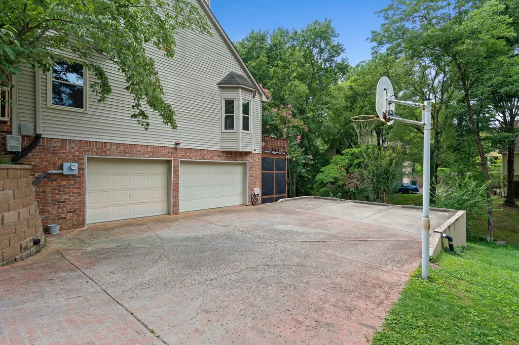 626 Knollwood Drive La Vergne TN 37086