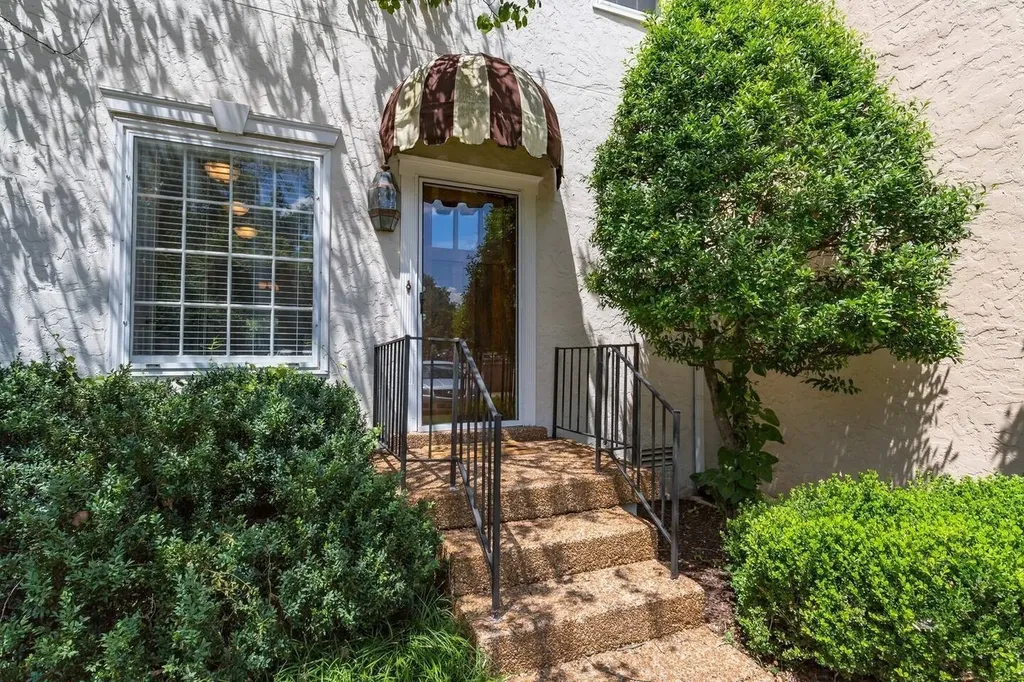 2601 Blakemore Avenue Nashville TN 37212