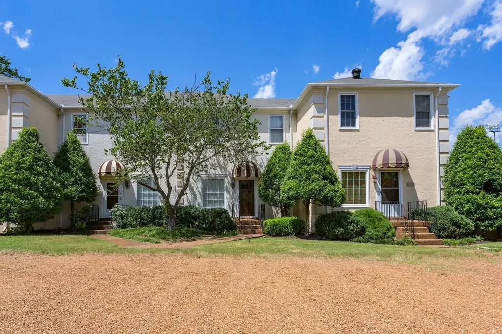 2601 Blakemore Avenue Nashville TN 37212