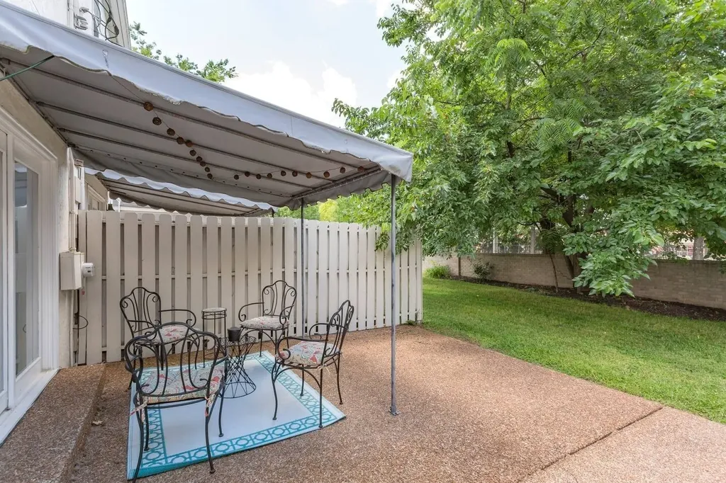 2601 Blakemore Avenue Nashville TN 37212
