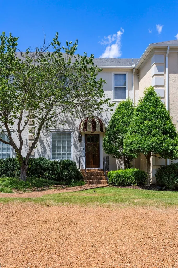 2601 Blakemore Avenue Nashville TN 37212