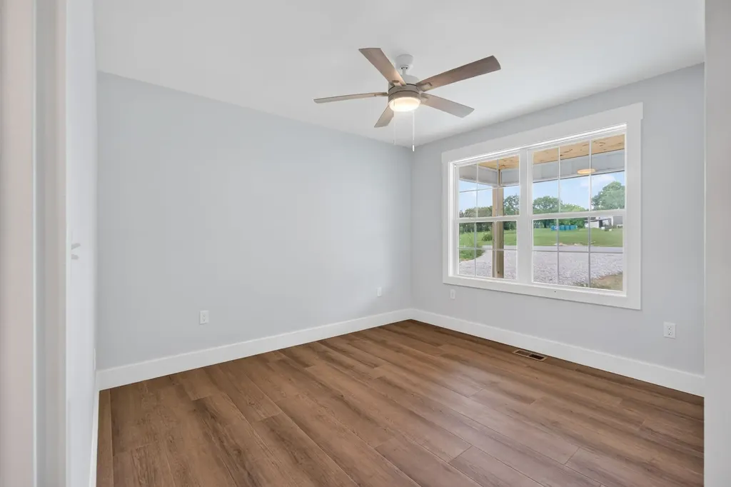 121 Oakley Estates Road Allons TN 38541