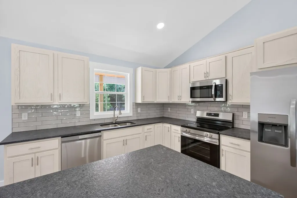 121 Oakley Estates Road Allons TN 38541