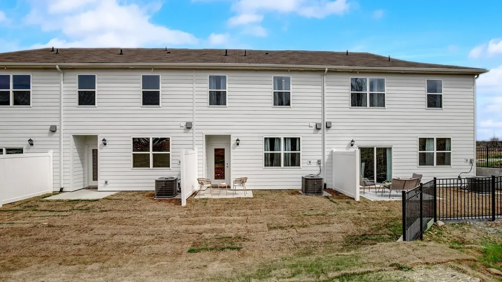 2026 Widgeon Point Lebanon TN 37090