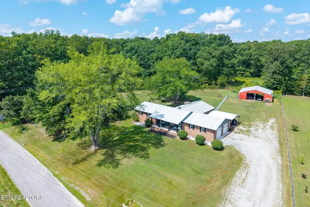 111 Guffey Lane Jamestown TN 38556