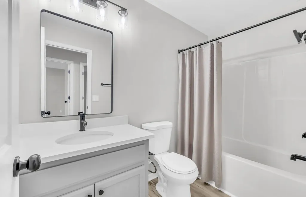3129 Holly Point Clarksville TN 37043