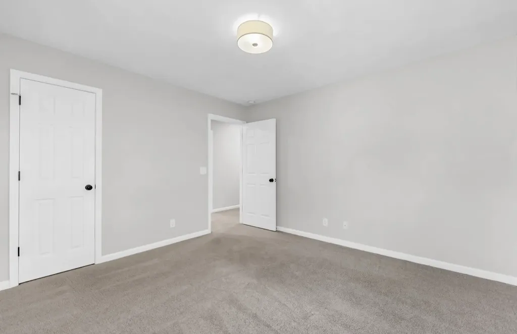 3129 Holly Point Clarksville TN 37043