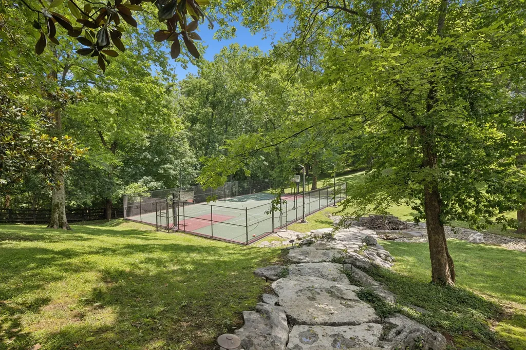 1004 Liberty Church Trail Brentwood TN 37027