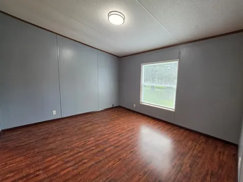 1361 Lakeshore Drive Beechgrove TN 37018
