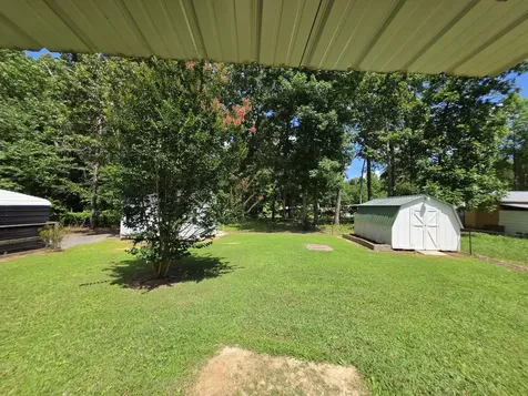 1361 Lakeshore Drive Beechgrove TN 37018